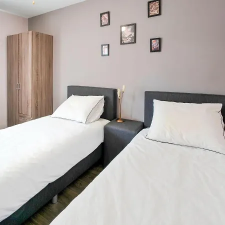 펜션 Tranquil Holiday In Noordwijkerhout Near Seabeach *
